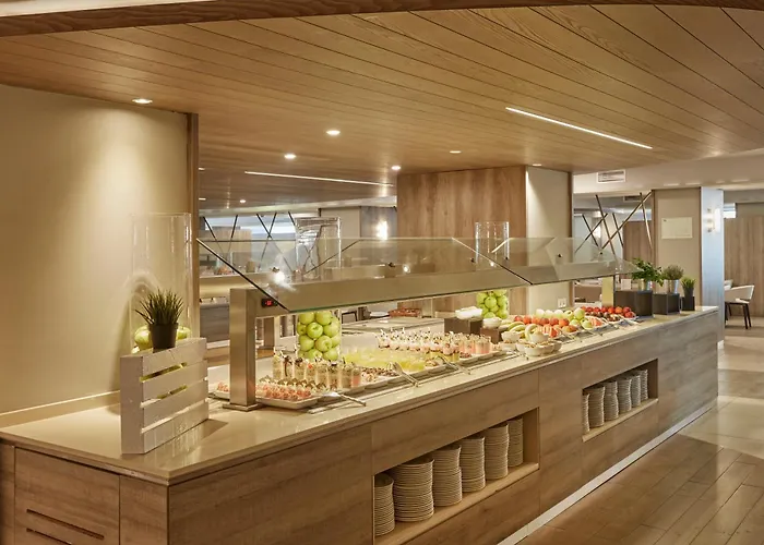 Bg Tonga Tower فندق 4*