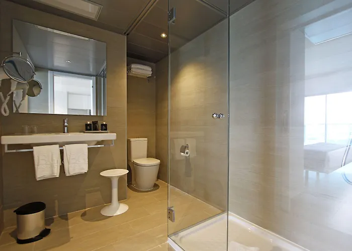 Bg Tonga Tower كان بيكافورت