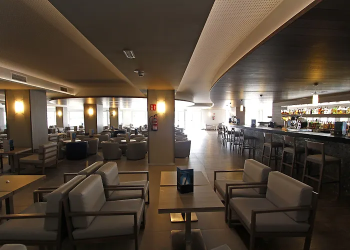 Bg Tonga Tower كان بيكافورت